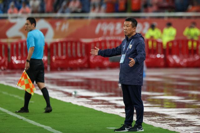 开云体育平台在哪里注册-崔康熙输韩国德比懊悔轮换不彻底：还存在很多问题